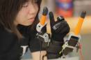 New robotic fingers upgrade the human hand