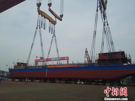 china's electric cargo ship