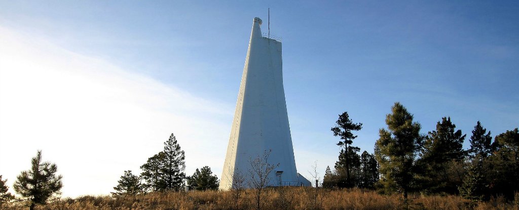 a-solar-observatory-in-new-mexico-has-been-mysteriously-shut-down-and