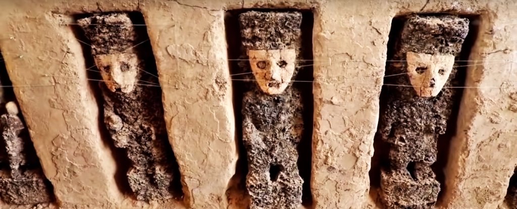 A Room Full of Eerie, Masked Idols Has Been Discovered in Peru :  ScienceAlert