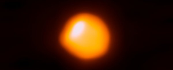 Betelgeuse just keeps getting dimmer, and we have no idea why