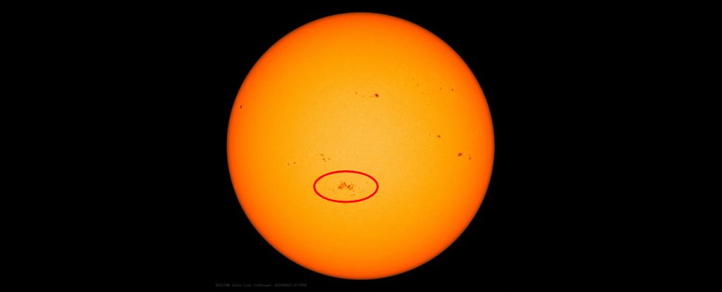 Get Ready: A Highly Active Sunspot is Directly Facing Earth Once Again – What You Need to Know: ScienceAlert