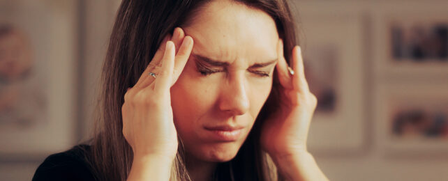Woman migraine