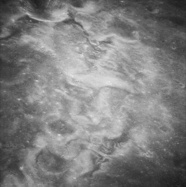 Moon swirls 