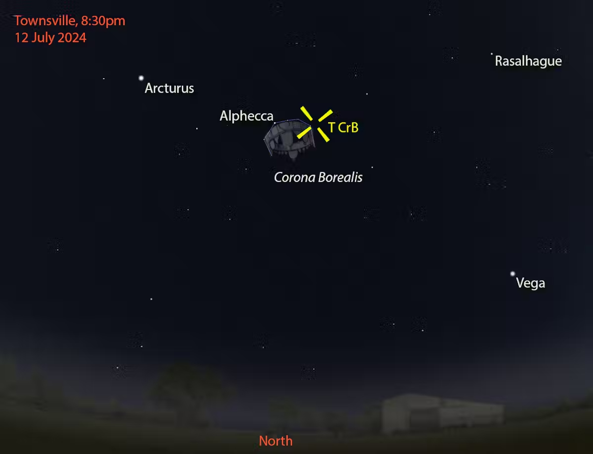 Mapa nocnego nieba wskazująca położenie T CrB na północy.