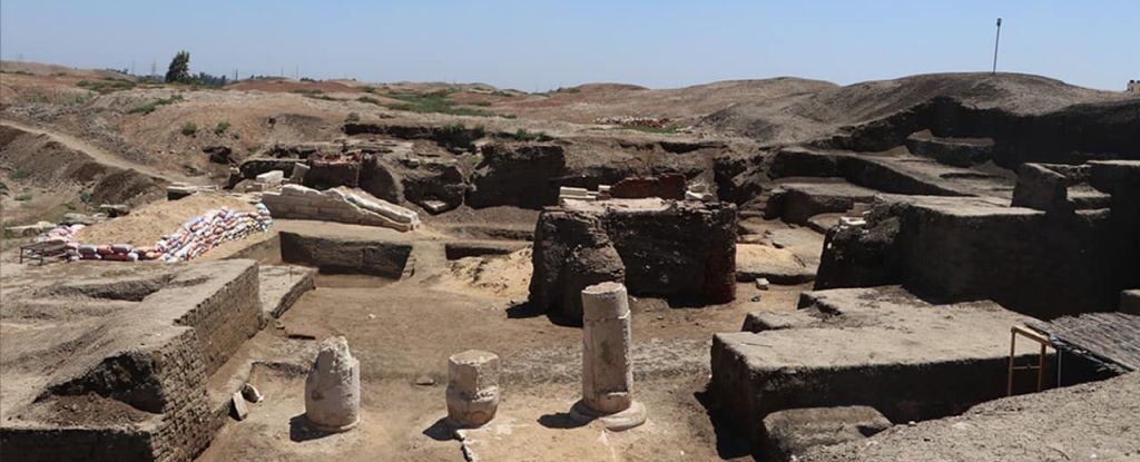 Stunning Astronomical Observatory Unearthed in Ancient Egypt : ScienceAlert