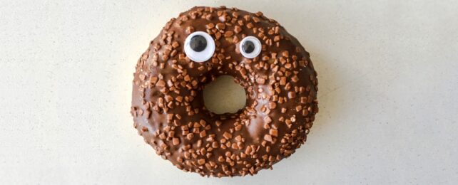 donut with eyes