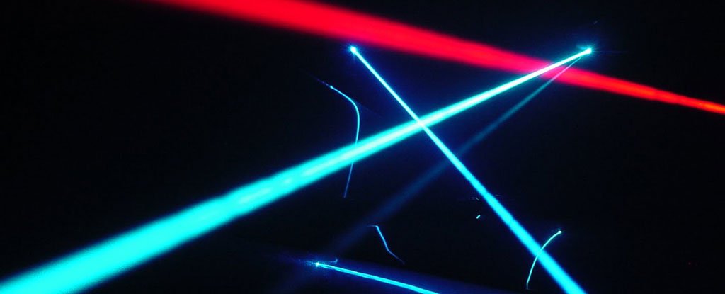 how to create laser light
