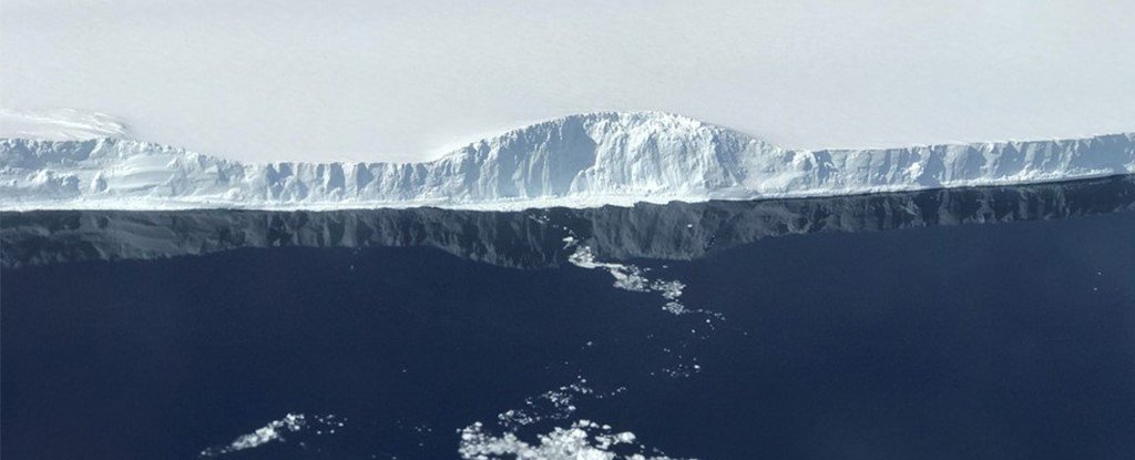 NASA Finally Has Stunning Photos Of The Giant Iceberg That Broke Off ...